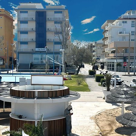 Hotel Los Angeles - Fronte Mare Риччоне Экстерьер фото